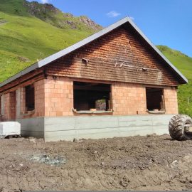 Umbau Hirtenhütte & Wasserversorgung, Obergalans
